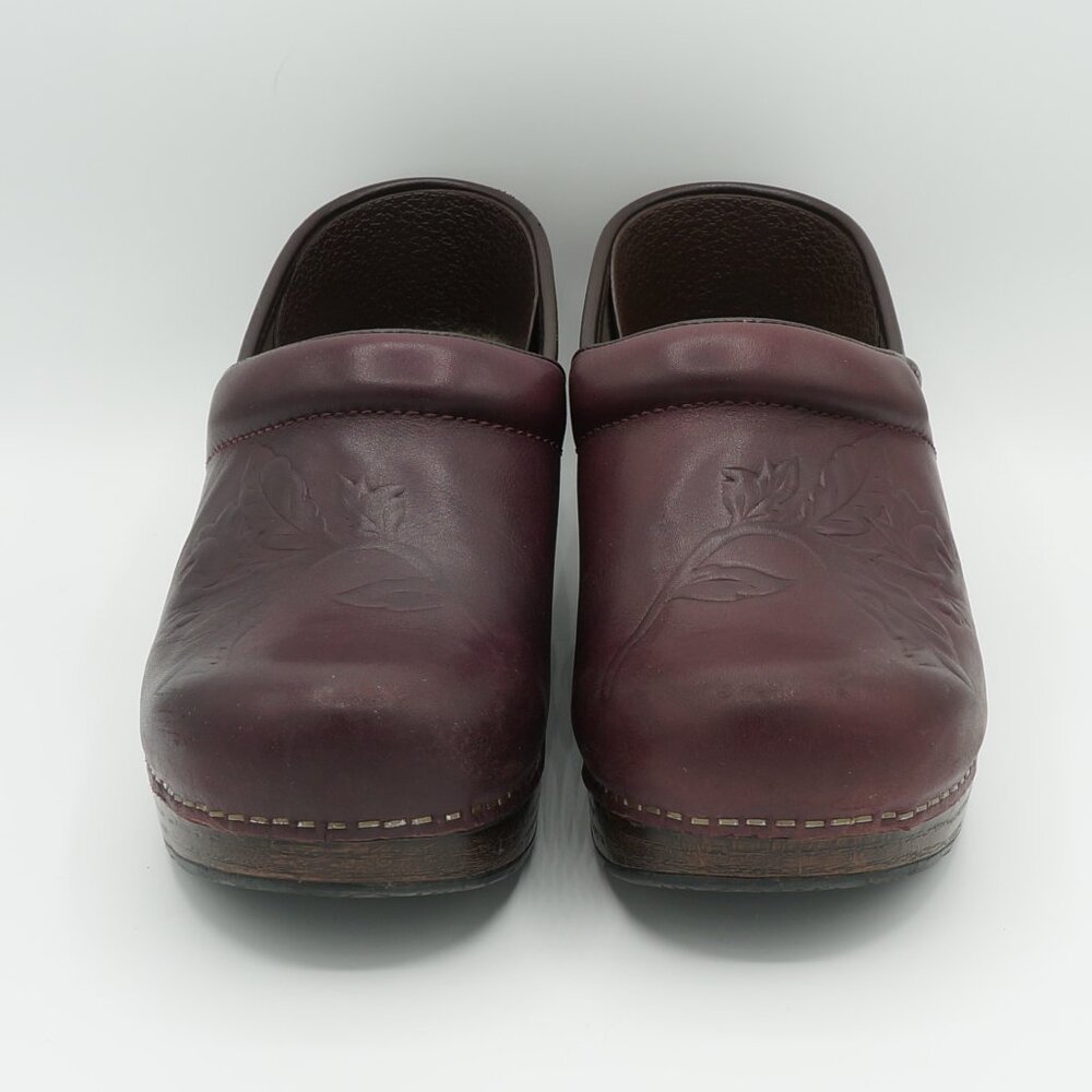 Dansko Professional Burgundy Floral Embossed Leather Clogs - EU 38 / US Women's - Picture 6 of 10